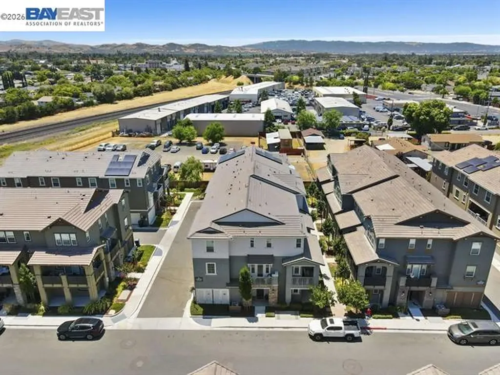112 Apricot Street Livermore CA 94551