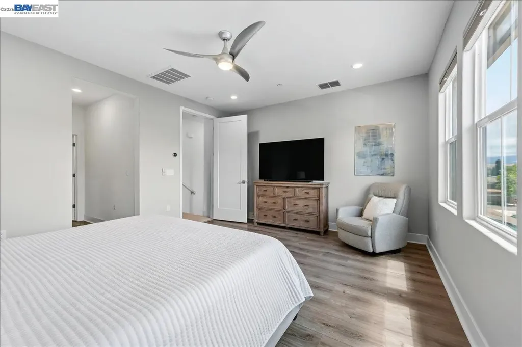 112 Apricot Street Livermore CA 94551