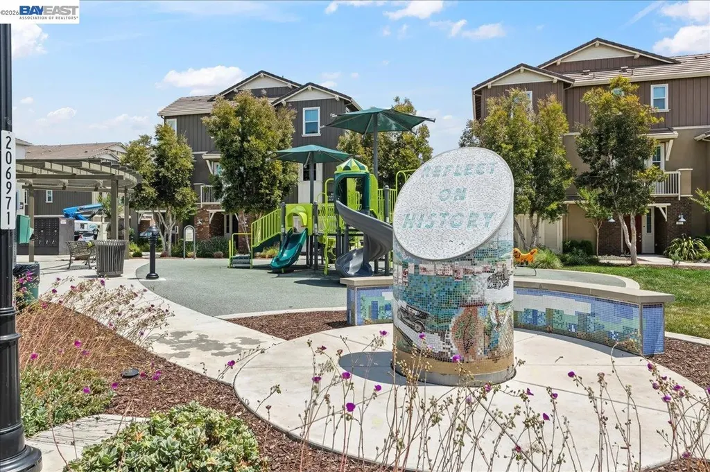 112 Apricot Street Livermore CA 94551