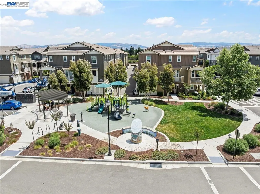 112 Apricot Street Livermore CA 94551