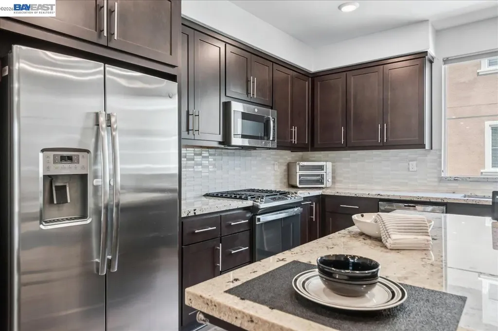 112 Apricot Street Livermore CA 94551