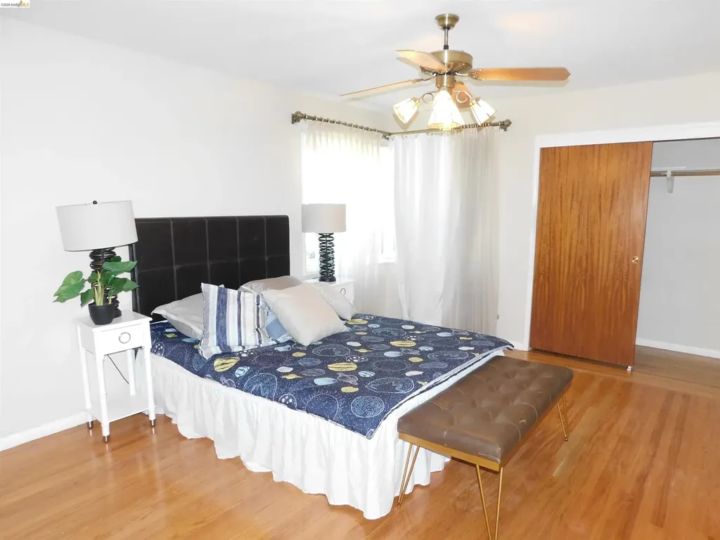 3086 Middleton Street Oakland CA 94605