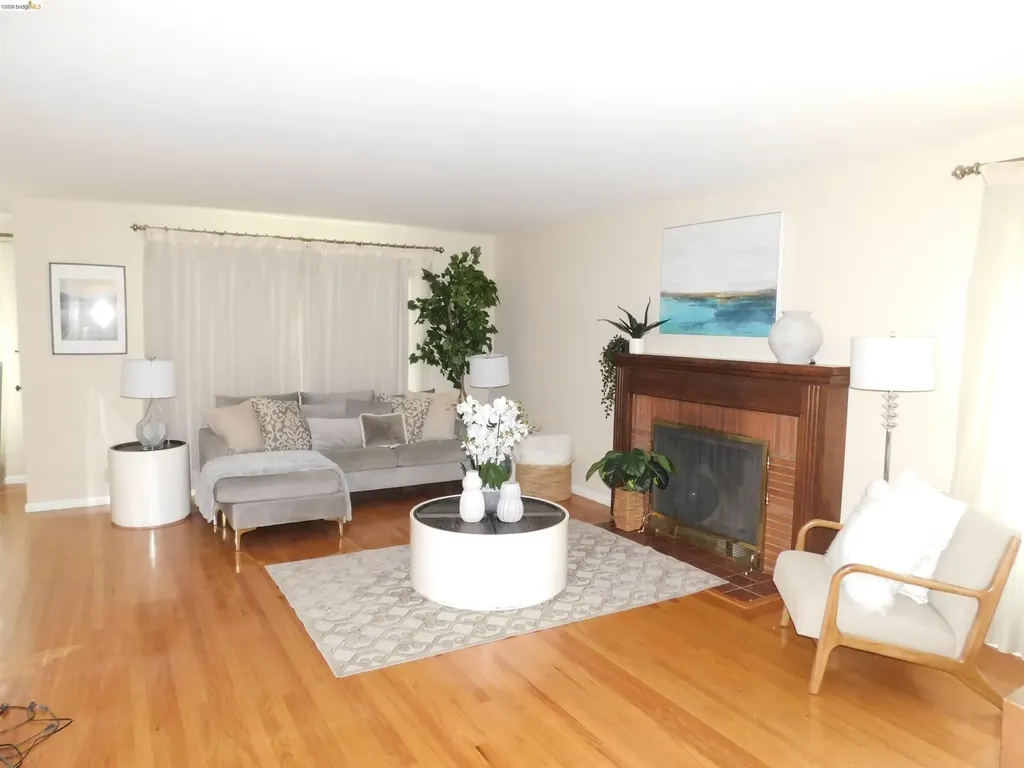 3086 Middleton Street Oakland CA 94605
