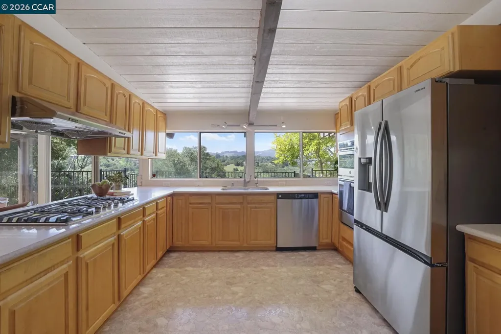 742 Miner Road Orinda CA 94563