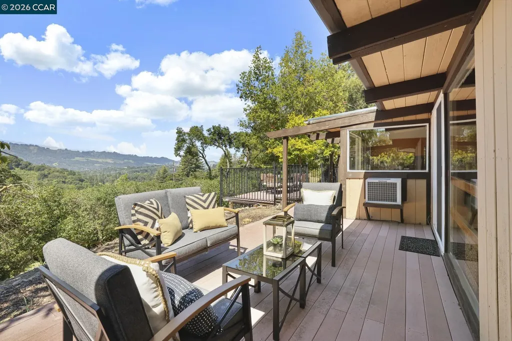 742 Miner Road Orinda CA 94563