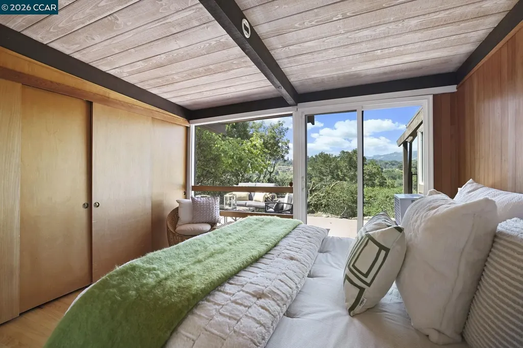 742 Miner Road Orinda CA 94563