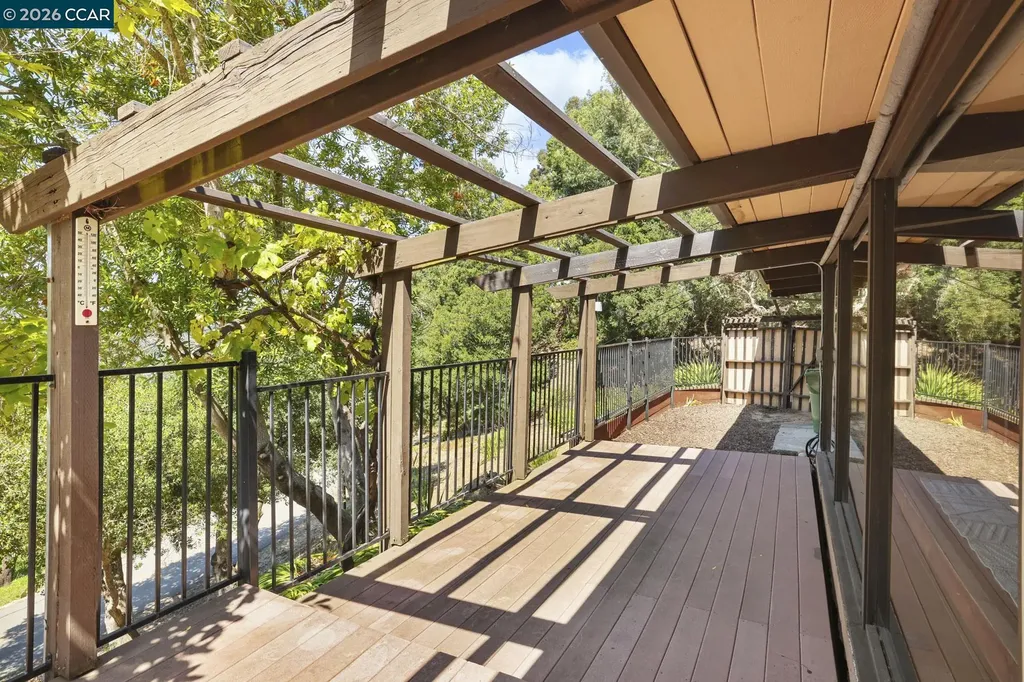 742 Miner Road Orinda CA 94563