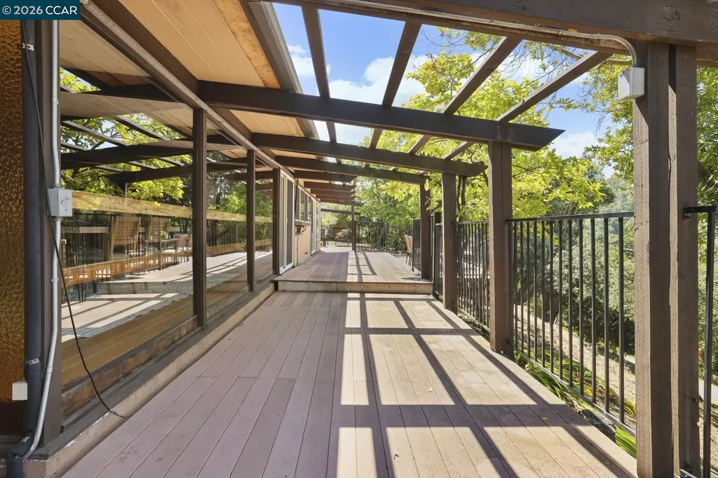 742 Miner Road Orinda CA 94563