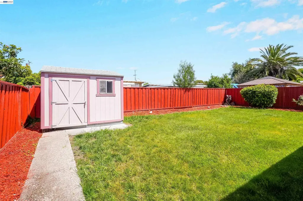 1285 Sangamore Street Hayward CA 94545