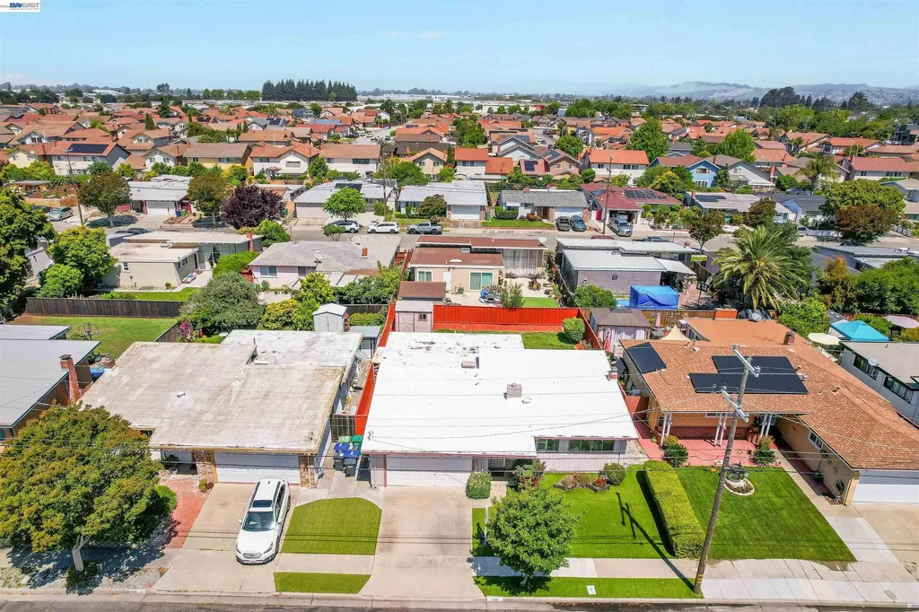 1285 Sangamore Street Hayward CA 94545