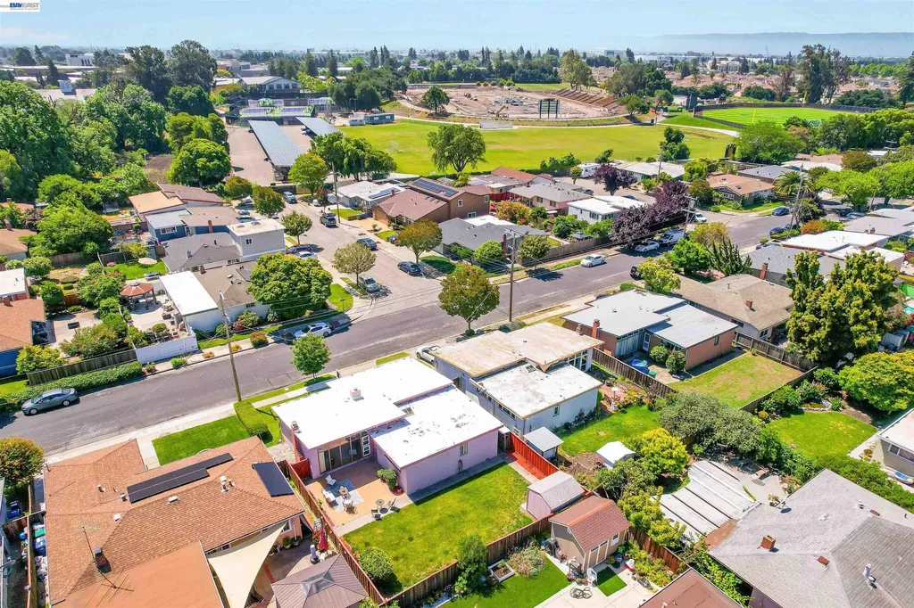 1285 Sangamore Street Hayward CA 94545