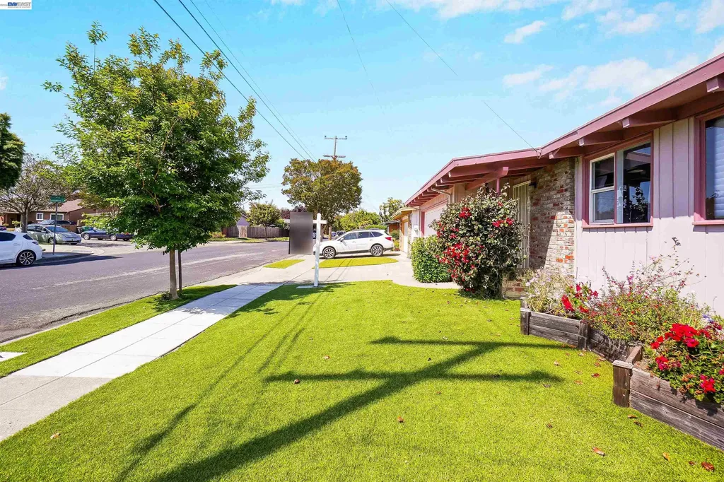 1285 Sangamore Street Hayward CA 94545