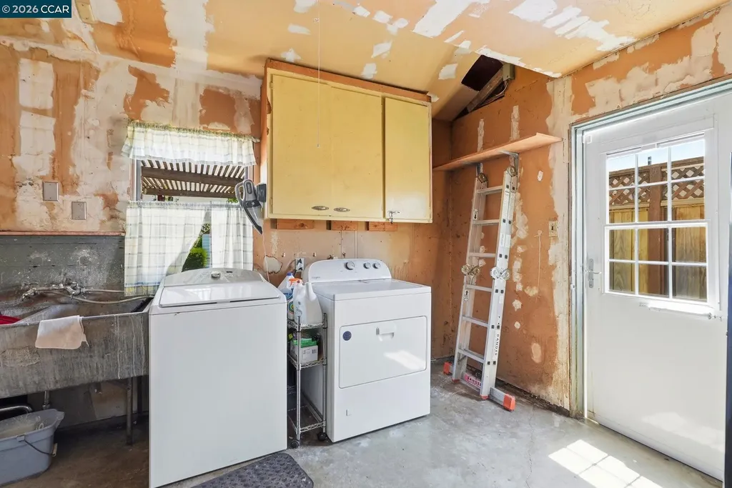 15184 Andover Street San Leandro CA 94579