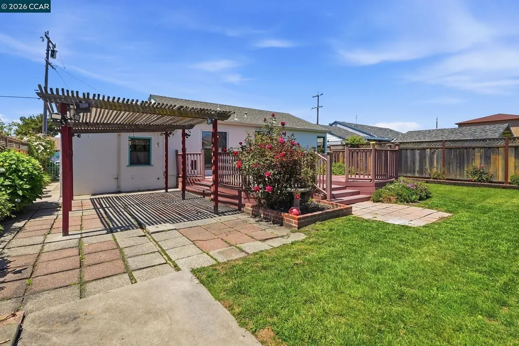 15184 Andover Street San Leandro CA 94579