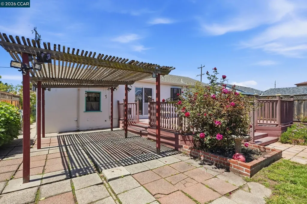 15184 Andover Street San Leandro CA 94579