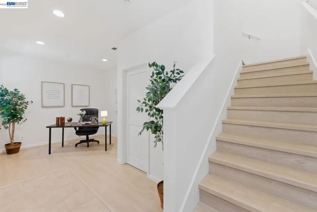 6677 Mariposa Lane Dublin CA 94568