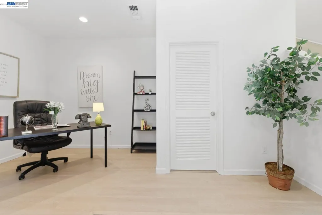 6677 Mariposa Lane Dublin CA 94568