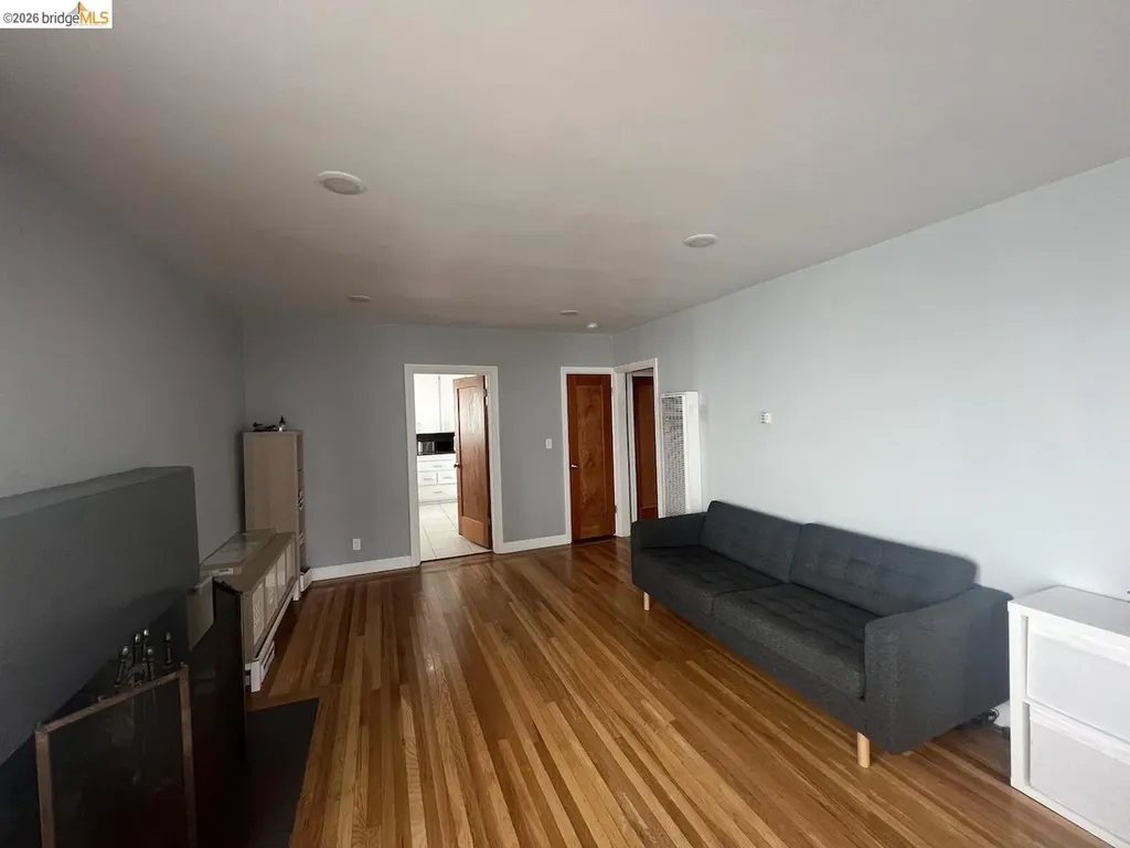 2554 Virginia Street Berkeley CA 94709