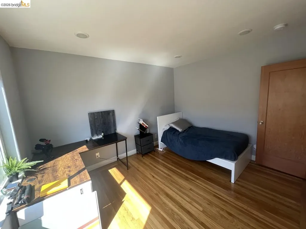 2554 Virginia Street Berkeley CA 94709