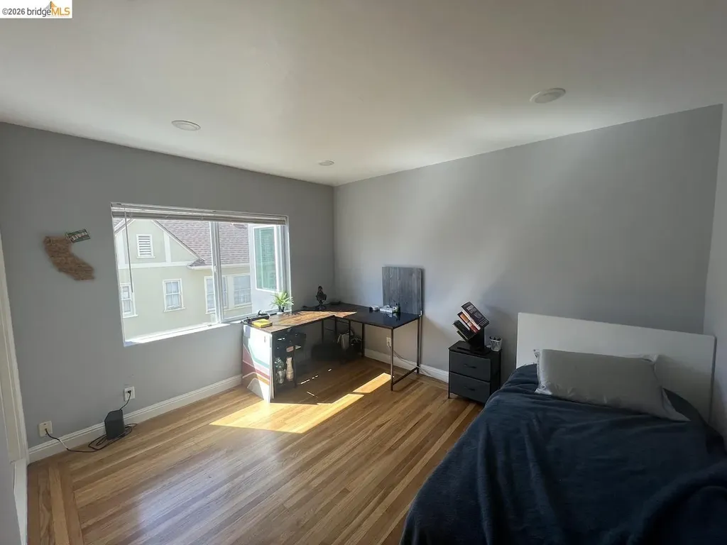 2554 Virginia Street Berkeley CA 94709