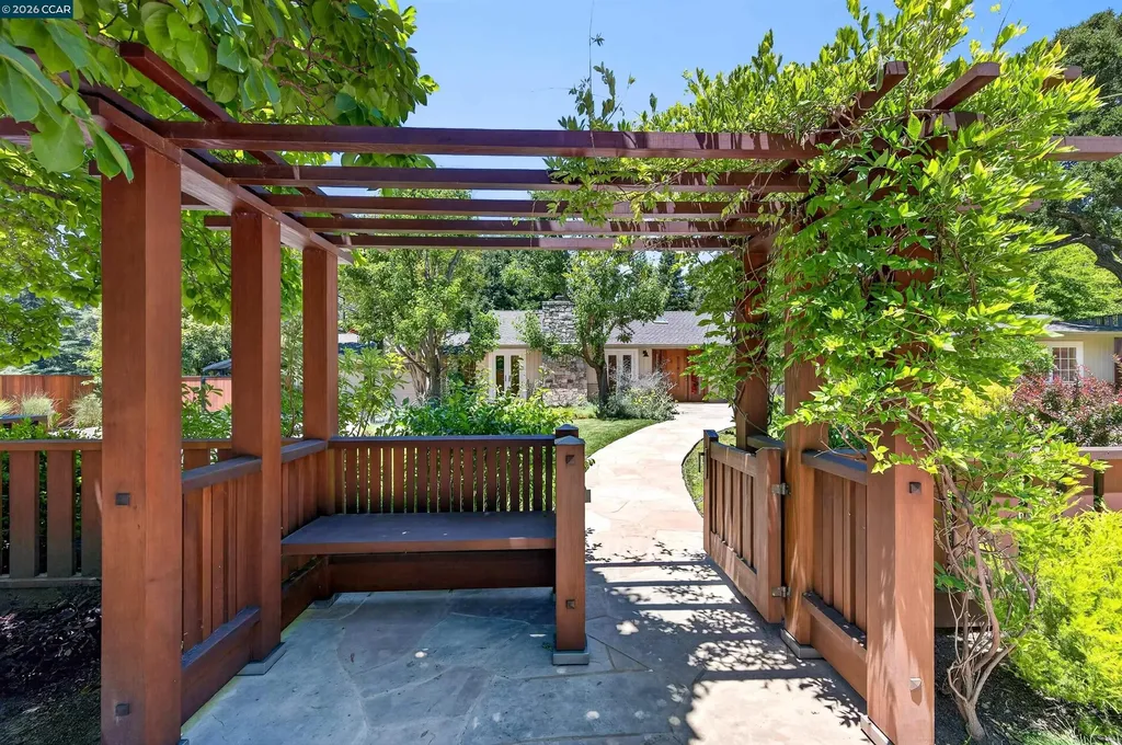 1165 Glen Road Lafayette CA 94549
