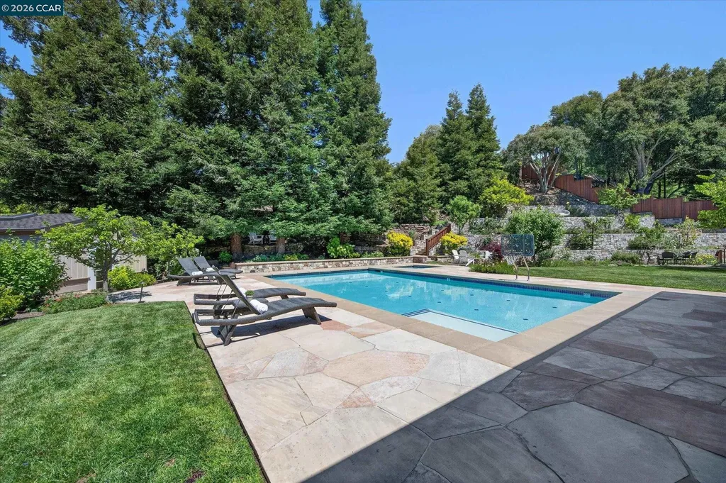 1165 Glen Road Lafayette CA 94549