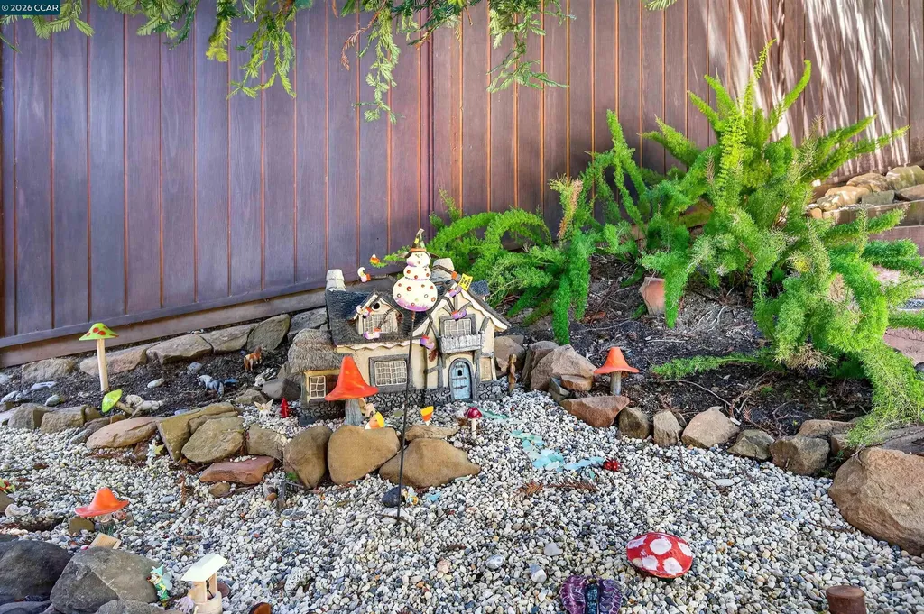 1165 Glen Road Lafayette CA 94549
