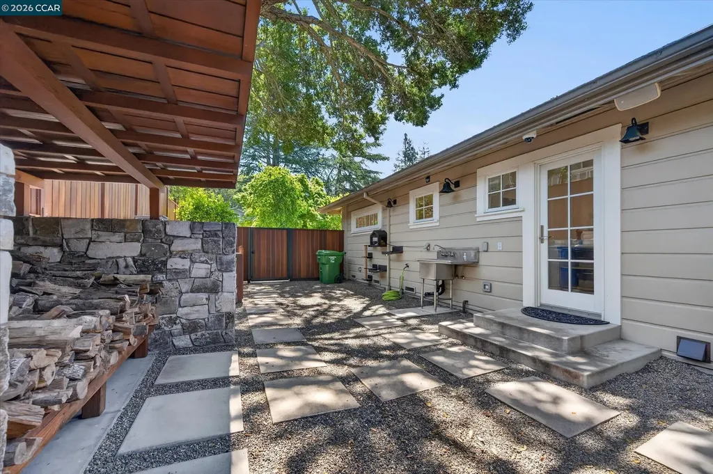 1165 Glen Road Lafayette CA 94549