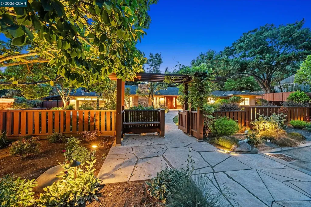1165 Glen Road Lafayette CA 94549