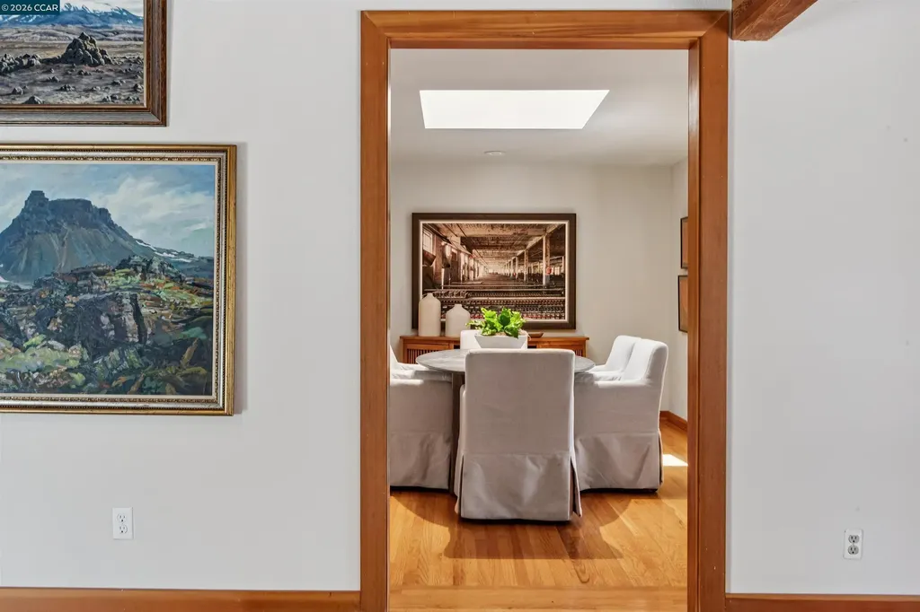 90 Overhill Road Orinda CA 94563