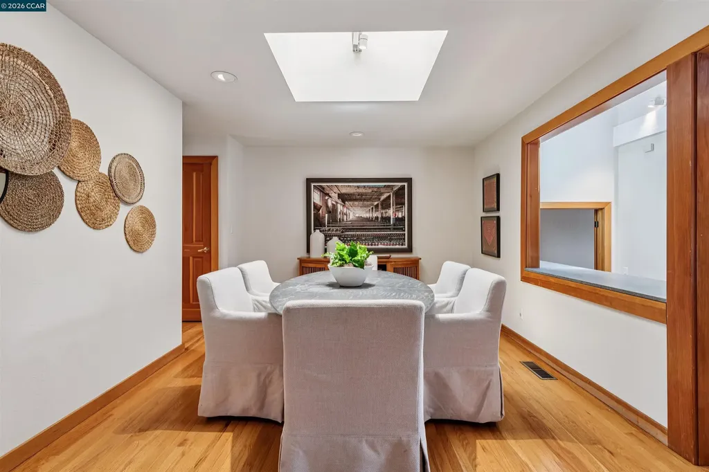 90 Overhill Road Orinda CA 94563