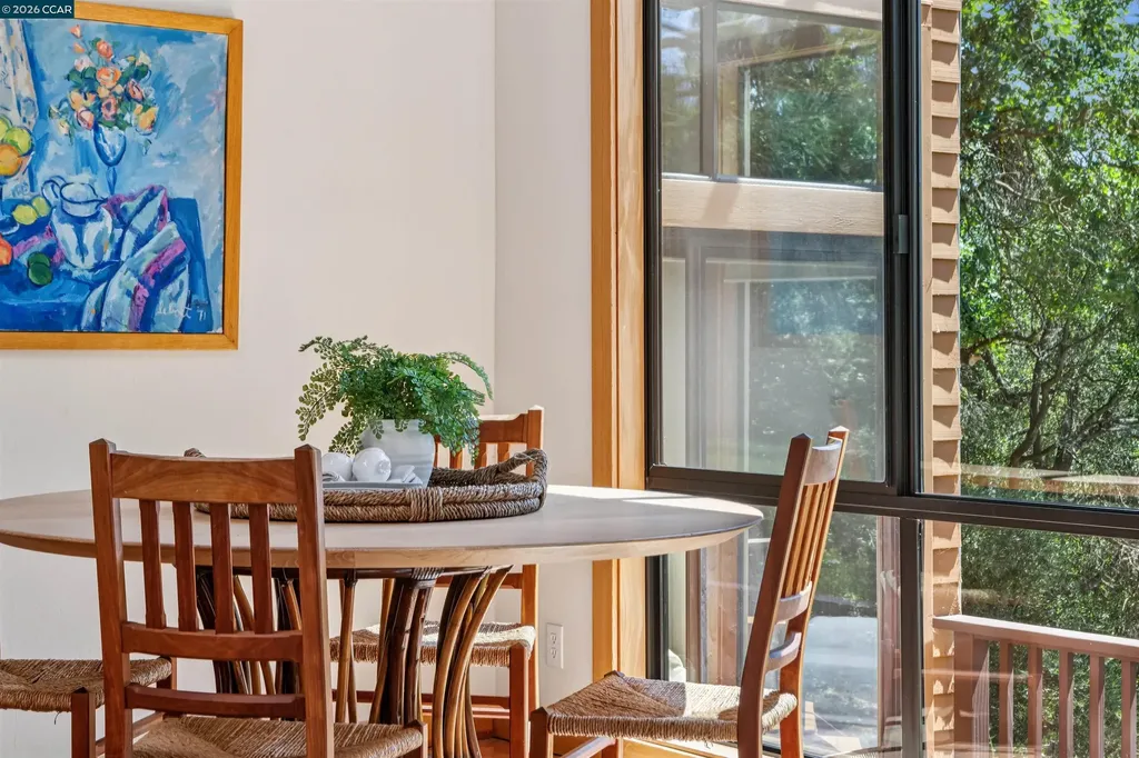 90 Overhill Road Orinda CA 94563