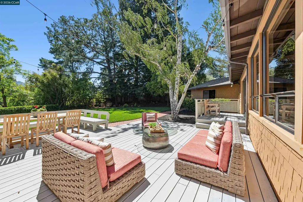 90 Overhill Road Orinda CA 94563