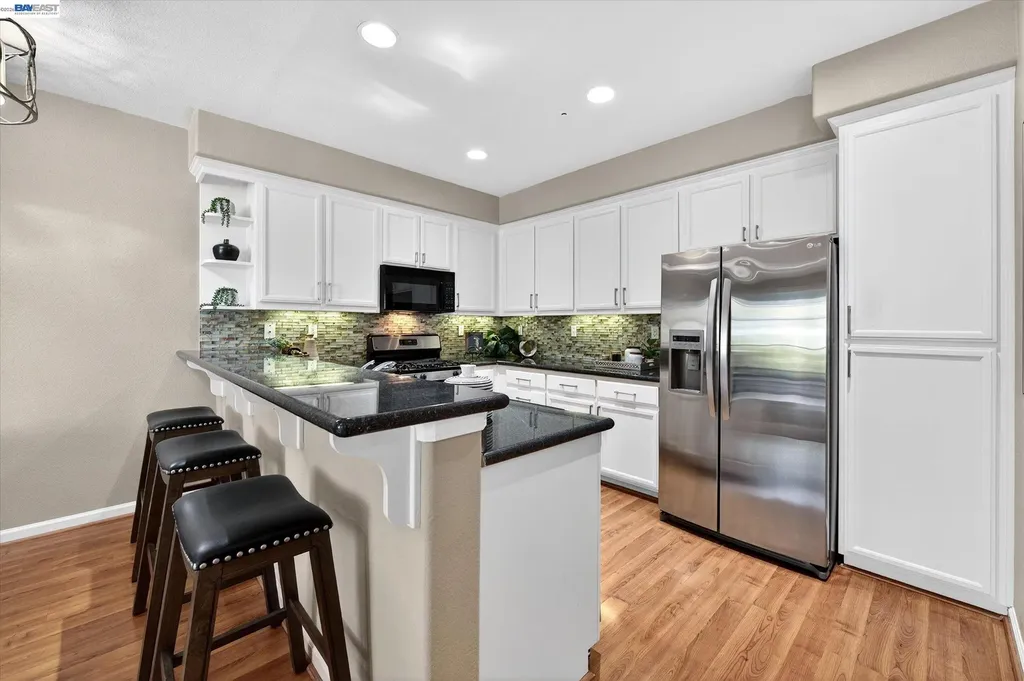 4252 Clarinbridge Circle Dublin CA 94568