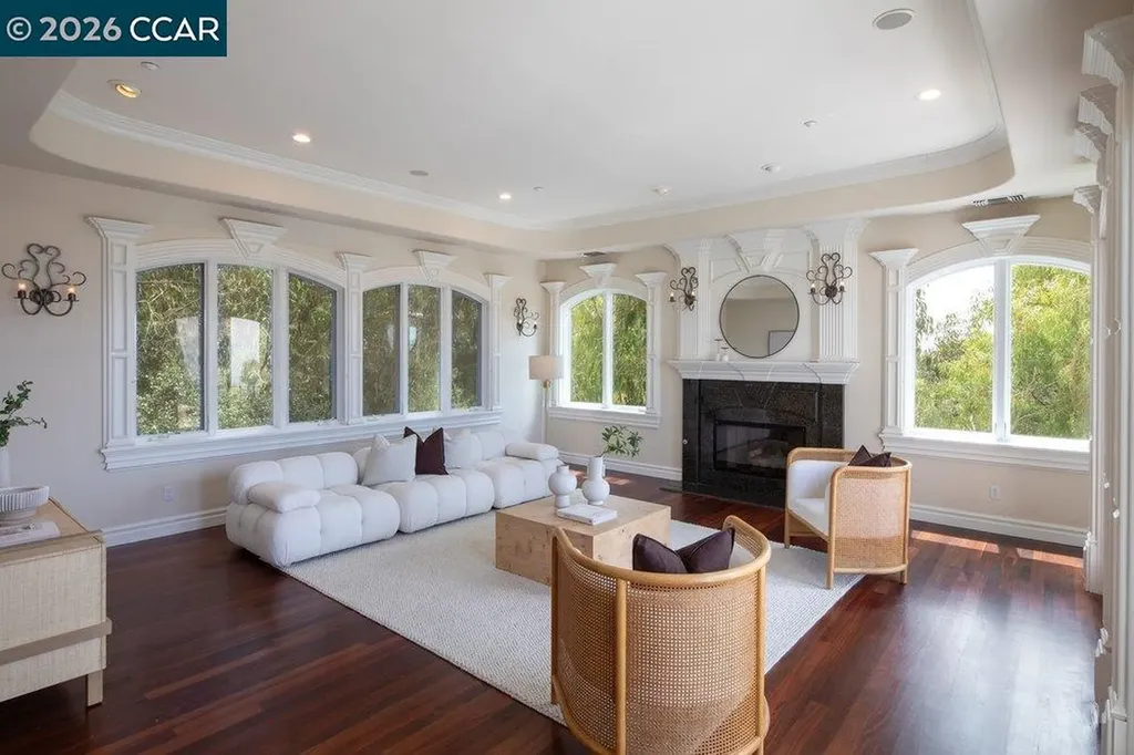 5606 La Salle Avenue Oakland CA 94611
