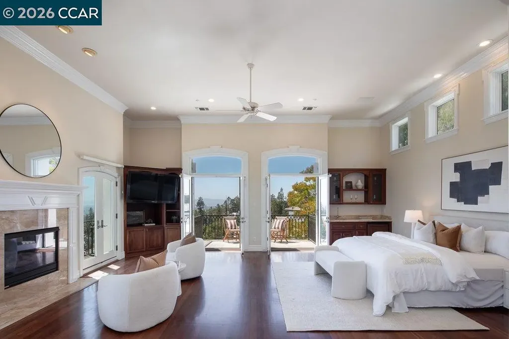 5606 La Salle Avenue Oakland CA 94611