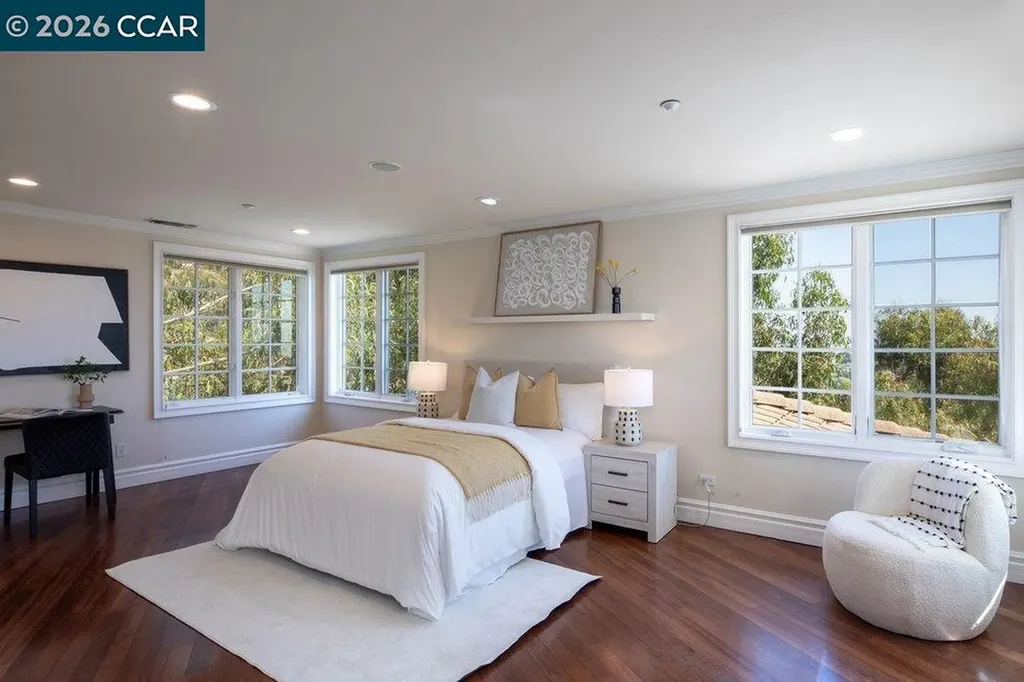 5606 La Salle Avenue Oakland CA 94611