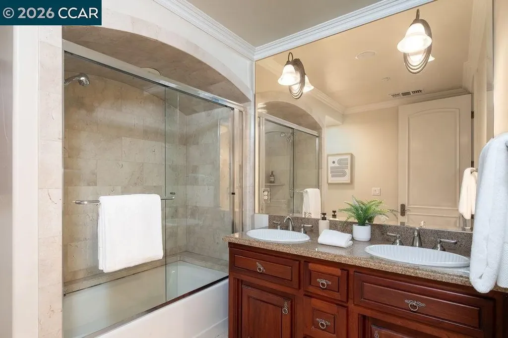 5606 La Salle Avenue Oakland CA 94611
