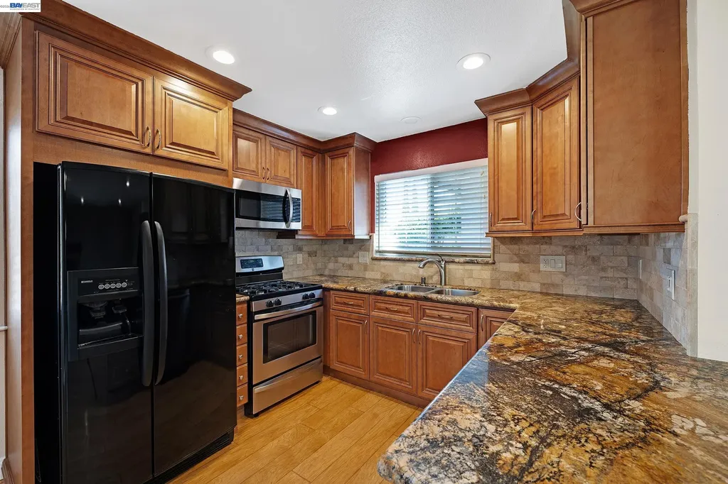 802 Olivina Avenue Livermore CA 94551