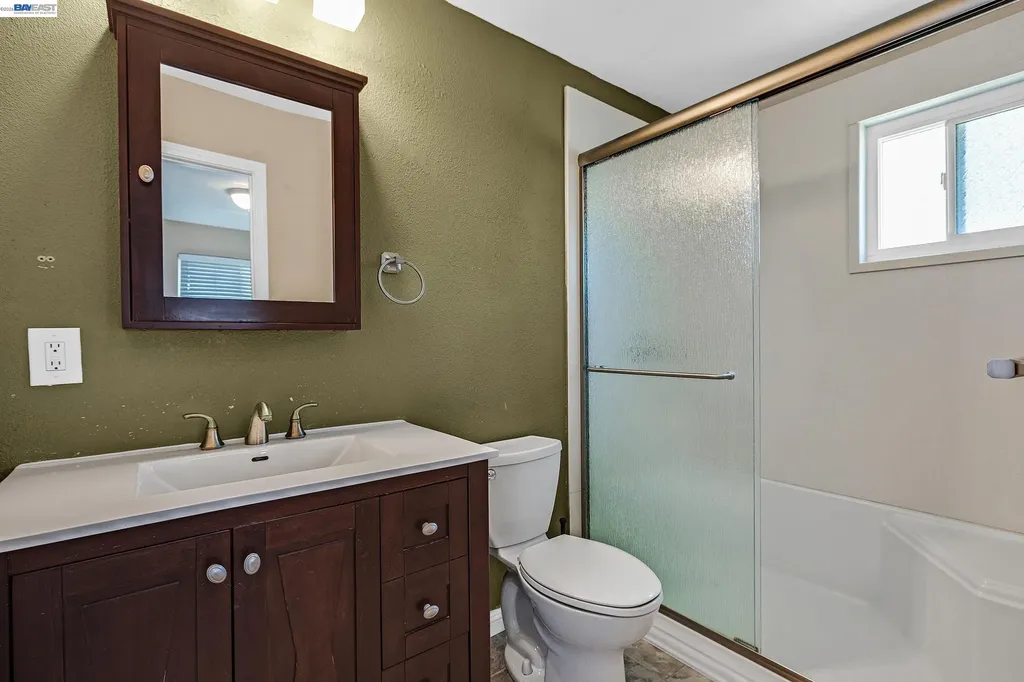 802 Olivina Avenue Livermore CA 94551