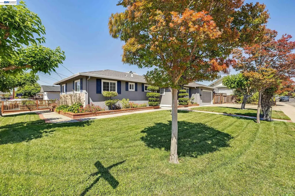 802 Olivina Avenue Livermore CA 94551