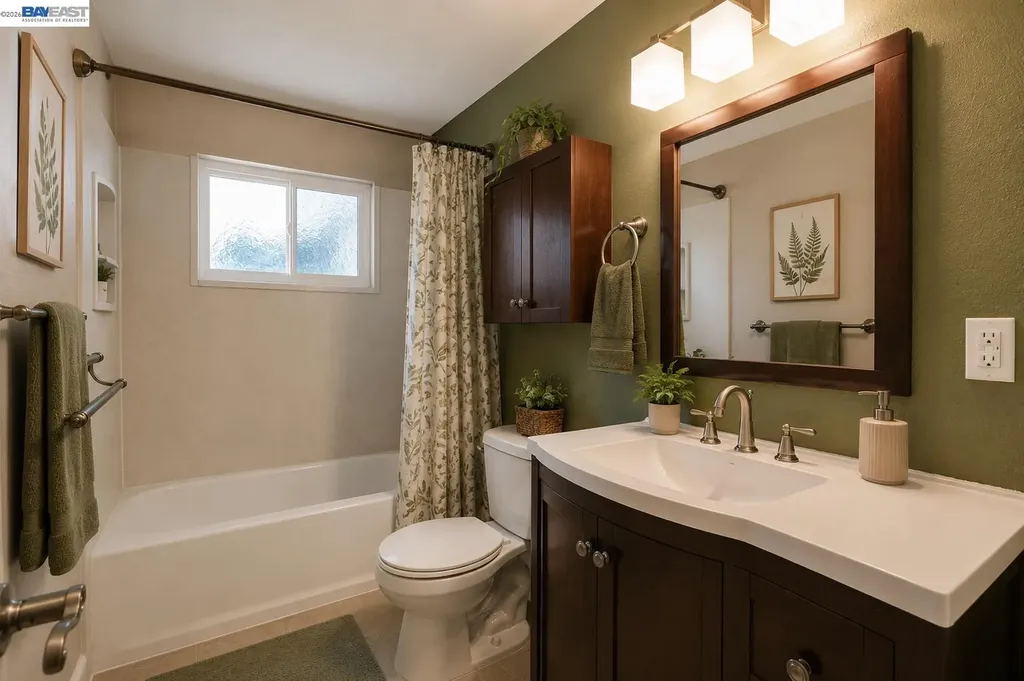 802 Olivina Avenue Livermore CA 94551