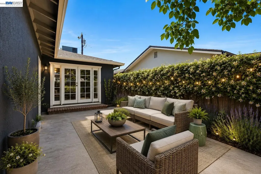802 Olivina Avenue Livermore CA 94551