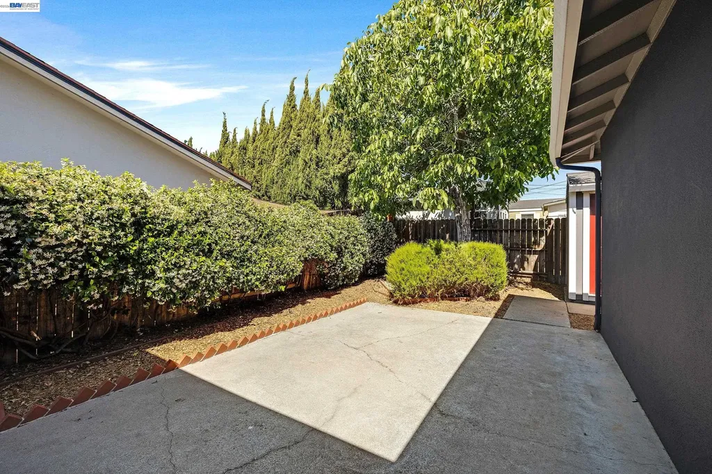 802 Olivina Avenue Livermore CA 94551