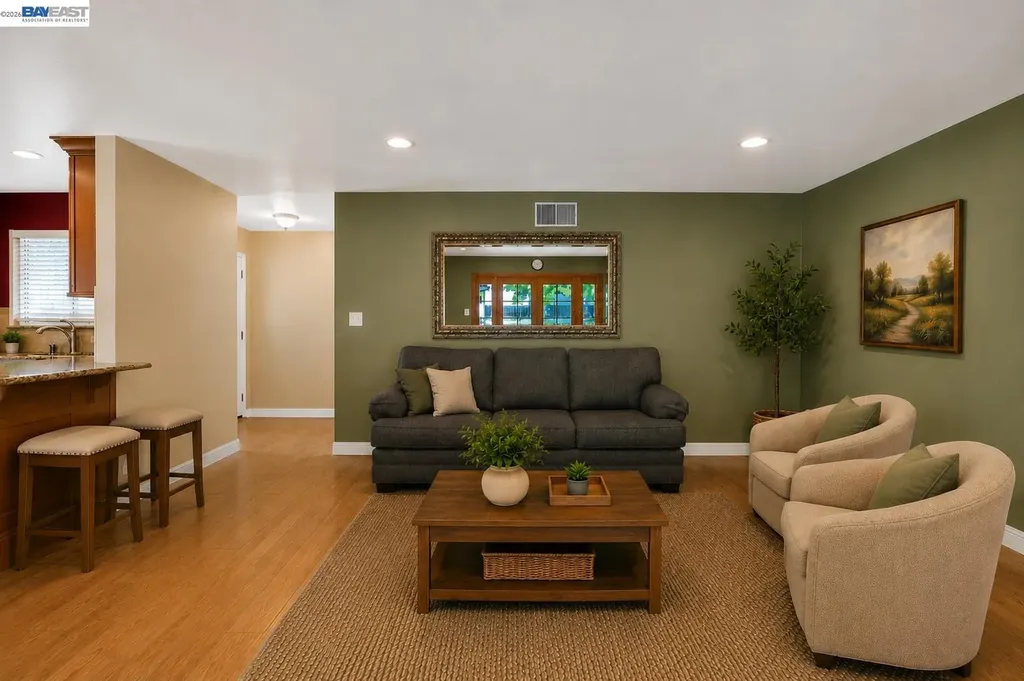 802 Olivina Avenue Livermore CA 94551
