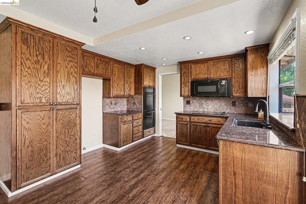 1627 Geyser Circle Antioch CA 94509