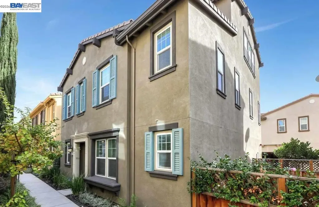 3025 Vittoria Loop Dublin CA 94568