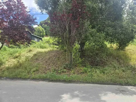 3210 Courtland Oakland CA 94619