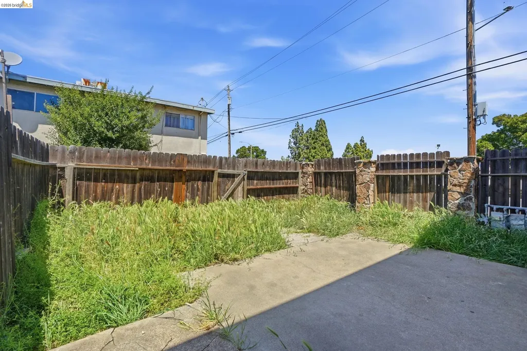 3513 Fairview Antioch CA 94509
