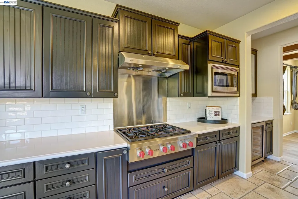 2746 Montego Bay Street Pittsburg CA 94565